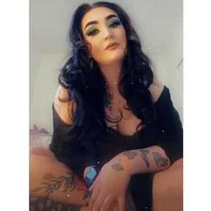 Meet your Posher, Makayla